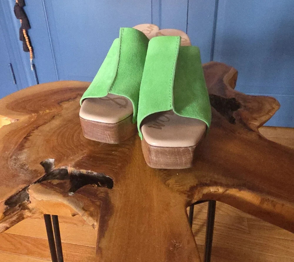 NWOT Sam Edelman Josselyn Suede Platform Mules Clogs Green